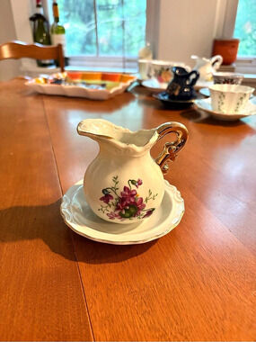Floral Creamer & Saucer Cream & Pink